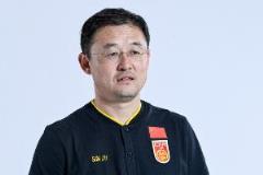 李璇回应孙继海青训风波：质疑机构违规收费，呼吁相关部门仲裁