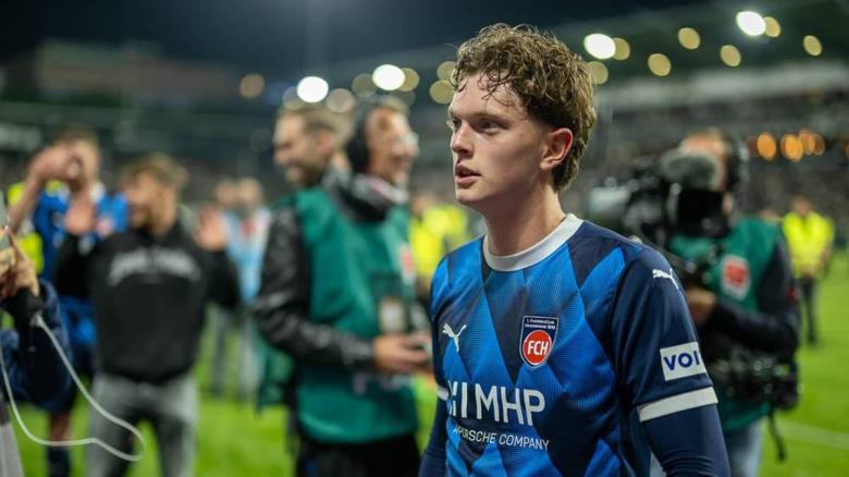 记者：万纳选择参加U21欧青赛而非世俱杯