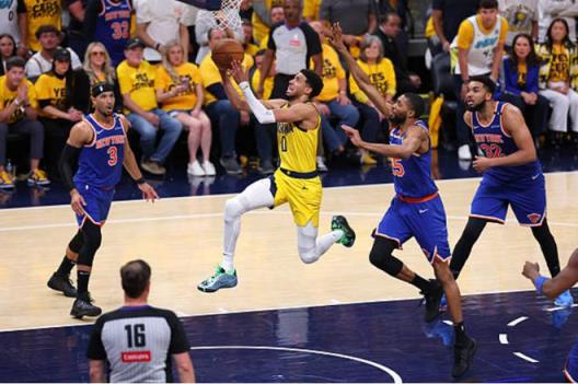 哈利伯顿32分12板15助0失误创7大神迹！NBA历史首人！