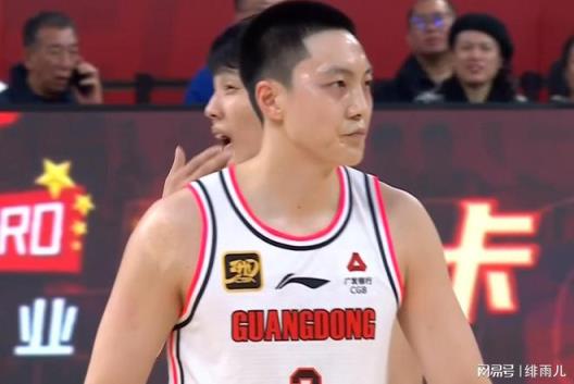 广东本土锋线新星崛起，杜锋终于找到3号位答案