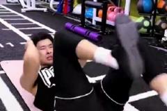 邹阳分享训练视频：肌肉的疼痛感是运动员的动力源泉