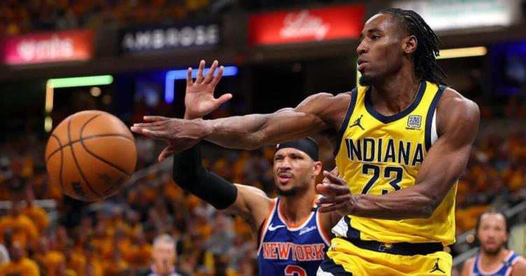 NBA季后赛步行者对阵尼克斯 内史密斯右脚踝扭伤出战成疑
