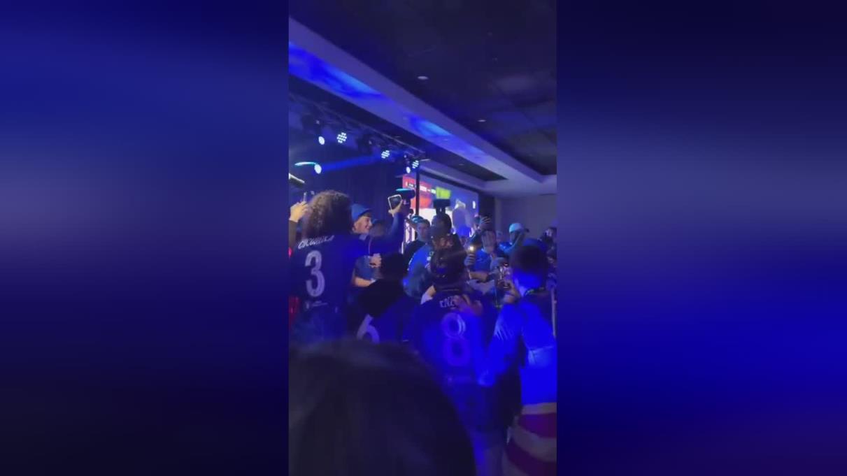 其实我是歌手马杜埃凯 rap唱跳燃爆现场，切尔西队友齐声应援
