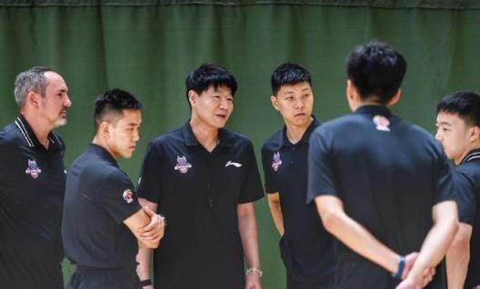 5名新星上调一线队 邱彪布局山东男篮升级之路
