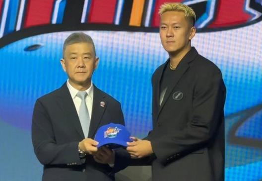 杨政阻断网红入CBA之路，单人之力引发联盟新规