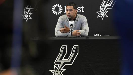 马刺传闻：2025年NBA选秀榜眼签交易交易计划
