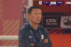 记者：泰山队田忌赛马是否必要？下半场两外援登场观察变化