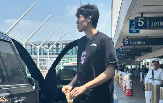 杨瀚森赴美试训26天 赔率最高被太阳选中