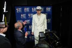 付政浩：杨瀚森入选NBA后身价破亿，天赋型球员仍应瞄准更高舞台