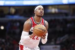 霍姆斯或告别NBA，加盟帕纳辛纳科斯