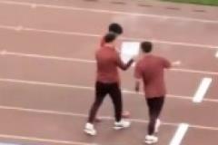 王钰栋替补登场引全场欢呼，未来可期！