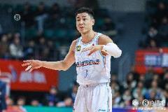 高效表现！高诗岩14中10贡献27分5板5助正负值+33全场领先