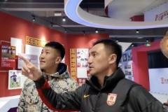 亚泰青训携手老友张天晗 共促青少年足球发展