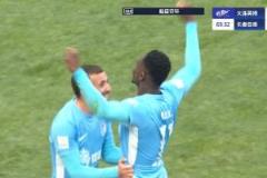 马莱莱大连首球！吕焯毅助攻破门，大连英博2-0亚泰