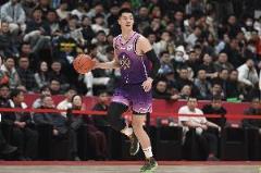 朱松玮替补33分钟13中6砍14分11板 稳定表现难救球队