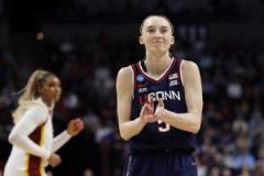 WNBA状元佩奇爆发31分3板6助4断2帽 连续三场砍下30+