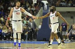 哈登：祖巴茨配得上DPOY，他是我们的防守基石，未获足够认可