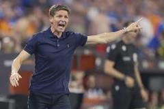 talkSPORT：莱比锡有意邀请格拉斯纳执教，水晶宫希望与他续约
