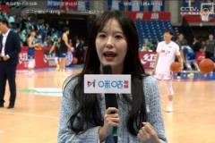 尴尬..CBA前方美女记者发来最新报道 大多数弹幕都是莎莎