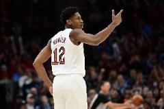 替补奇兵！亨特16投7中砍下18分7板三分8中4