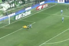 法比奥横传失误，梁诺恒撞撞赵博自摆乌龙，国安2-0领先浙江
