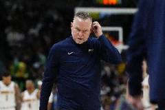 马龙成为NBA历史上最晚被解雇的季后赛主帅