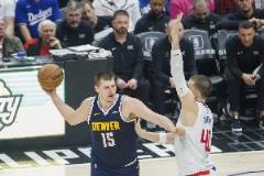 船记转发ESPN预测结果：开香槟？这让我压力很大啊！哈哈哈哈