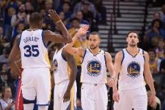 时隔六年！火勇大战仅剩库里、追梦与卢尼仍在场