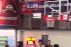 不要相信任何女人，除非那个女人是我！