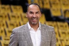 匿名小老板：东眉交易成哈里森永久污点，NBA未来难立足