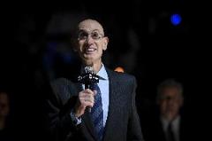 杨毅怒斥NBA关键时刻误判 惊呼美国篮球被吹掉