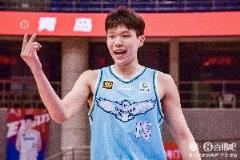 媒体人热议：青岛男篮全力支持杨瀚森冲击NBA 展现高格局