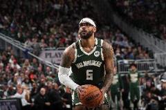 特伦特加时赛4记三分遭关键失误，33分5篮板5助攻成也败也