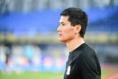 青岛西海岸中超主场首胜告捷