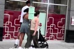 惊！字母哥去纽约了！网友偶遇字母哥带着家人在纽约逛街