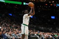 霍勒迪右腿筋拉伤情况每日好转，马祖拉：现在是观察期