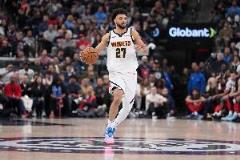 越难越勇！穆雷15投7中贡献16分5篮板2助攻1封盖 正负值+19
