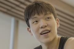 媒体人：瀚森休息日独自在公寓体能房保持状态 明早正式开启集训