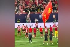 妻子祝福杨明洋中超首球：梦想成真⚽️为你自豪