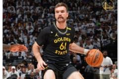 这是史上最强落选秀！勇士官推晒斯潘塞照片：61号秀