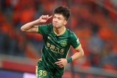 记者：王钰栋风格模板应为孙兴慜，他已超越同龄毛剑卿