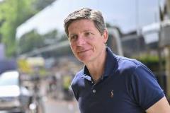 格拉斯纳：足总杯决赛是实现梦想的舞台，我们应勇往直前