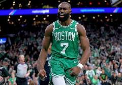 杰伦-布朗季后赛得分突破加内特 置身NBA历史第四十二位