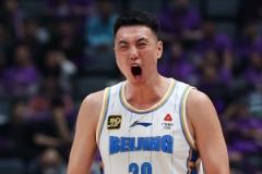定海神针！翟晓川4分33秒1中1准绝杀取4分1板