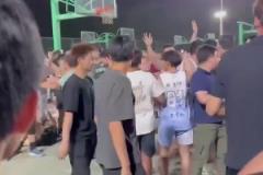 现在比这壮了一大截！青涩的SGA：我最喜欢的球员是库里!