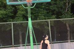 NBA球星也逃不过云南美食，拉塞尔：虫子居然能这么香？
