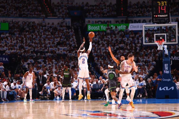 NBA西决G1：森林狼 vs 雷霆（5.21）爱德华兹带伤出战全场回顾