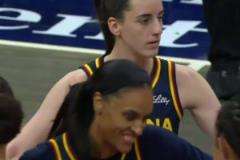 WNBA去年状元！被绝杀 克拉克轰27+5+11+2精彩集锦