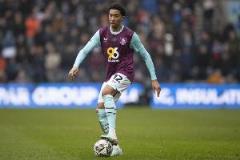 官方：伯恩利完成切尔西后卫汉弗莱斯买断 转会费总额1470万英镑