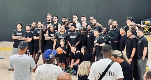 媒体人曝NBA高管观看了杨瀚森试训，杨瀚森自信称“拿捏”